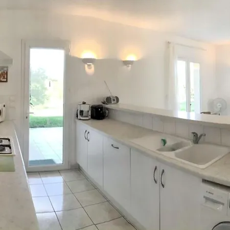 Reposante A Avec Piscine Privee Et Jardin *