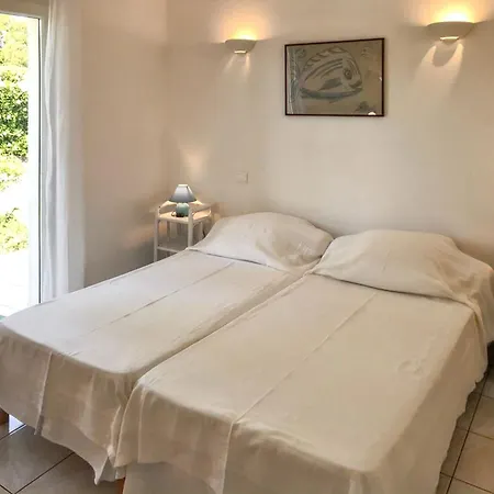 Reposante A Avec Piscine Privee Et Jardin * Solaro