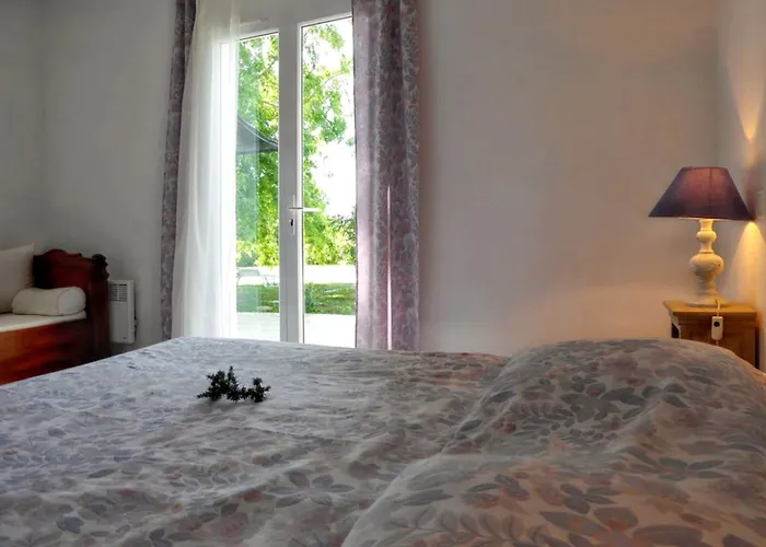 Reposante A Avec Piscine Privee Et Jardin Villa Solaro