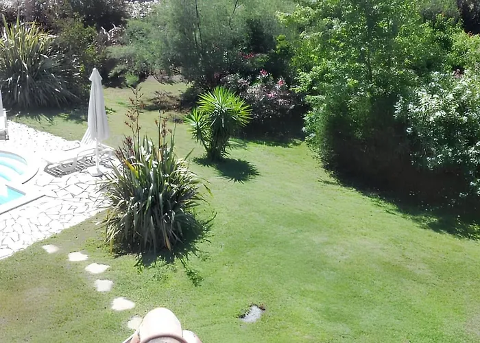 Reposante A Avec Piscine Privee Et Jardin *